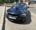 Синий БМВ 3 Серия, объемом двигателя 3 л и пробегом 241 тыс. км за 7800 $, фото 1 на Automoto.ua