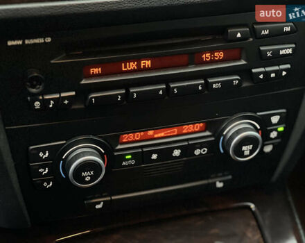 Синій БМВ 3 Серія, об'ємом двигуна 2 л та пробігом 266 тис. км за 8499 $, фото 18 на Automoto.ua