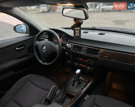 Синій БМВ 3 Серія, об'ємом двигуна 2 л та пробігом 266 тис. км за 8499 $, фото 20 на Automoto.ua