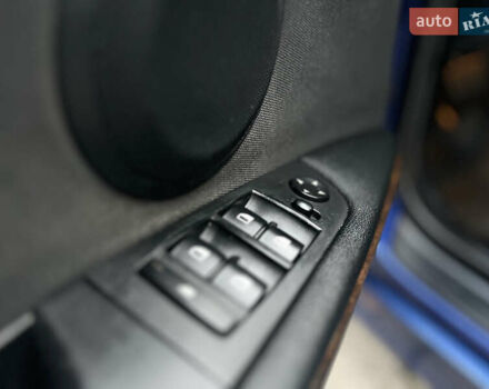 Синій БМВ 3 Серія, об'ємом двигуна 2 л та пробігом 266 тис. км за 8499 $, фото 12 на Automoto.ua