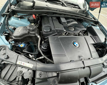 Синий БМВ 3 Серия, объемом двигателя 2 л и пробегом 141 тыс. км за 9800 $, фото 8 на Automoto.ua
