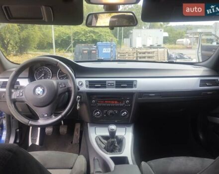 Синий БМВ 3 Серия, объемом двигателя 2 л и пробегом 226 тыс. км за 7600 $, фото 6 на Automoto.ua