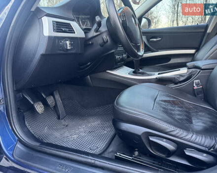 Синій БМВ 3 Серія, об'ємом двигуна 2 л та пробігом 277 тис. км за 7700 $, фото 31 на Automoto.ua