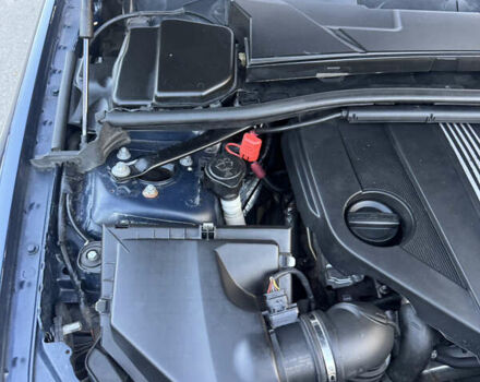 Синій БМВ 3 Серія, об'ємом двигуна 2 л та пробігом 277 тис. км за 7700 $, фото 56 на Automoto.ua