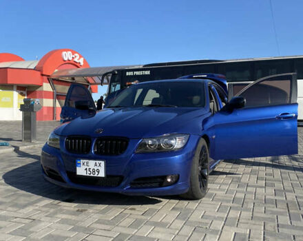 Синий БМВ 3 Серия, объемом двигателя 3 л и пробегом 161 тыс. км за 10800 $, фото 3 на Automoto.ua