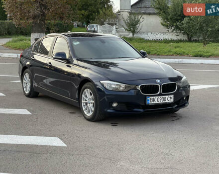 Синій БМВ 3 Серія, об'ємом двигуна 2 л та пробігом 260 тис. км за 13500 $, фото 1 на Automoto.ua