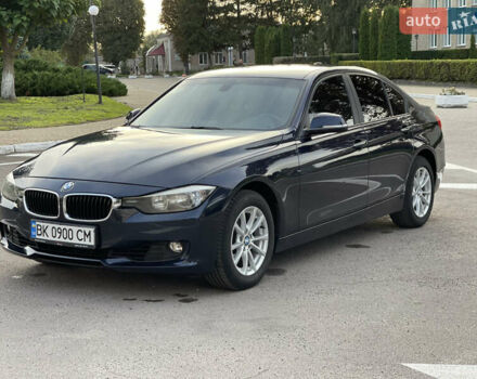 Синій БМВ 3 Серія, об'ємом двигуна 2 л та пробігом 260 тис. км за 13500 $, фото 4 на Automoto.ua