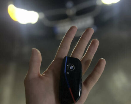 Синій БМВ 3 Серія, об'ємом двигуна 2 л та пробігом 208 тис. км за 14000 $, фото 9 на Automoto.ua