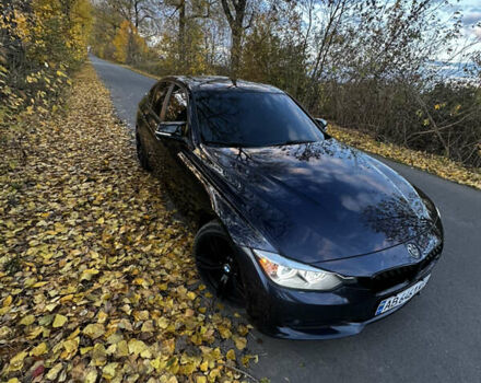 Синій БМВ 3 Серія, об'ємом двигуна 2 л та пробігом 245 тис. км за 13300 $, фото 5 на Automoto.ua