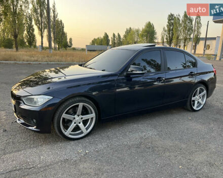 Синий БМВ 3 Серия, объемом двигателя 2 л и пробегом 213 тыс. км за 15000 $, фото 7 на Automoto.ua