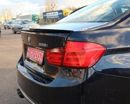 Синий БМВ 3 Серия, объемом двигателя 2 л и пробегом 170 тыс. км за 12500 $, фото 9 на Automoto.ua