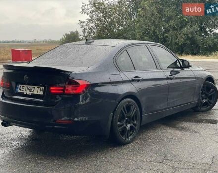 Синий БМВ 3 Серия, объемом двигателя 2 л и пробегом 162 тыс. км за 13200 $, фото 3 на Automoto.ua