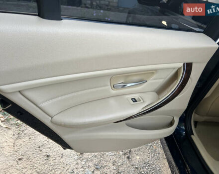 Синий БМВ 3 Серия, объемом двигателя 2 л и пробегом 213 тыс. км за 15000 $, фото 14 на Automoto.ua