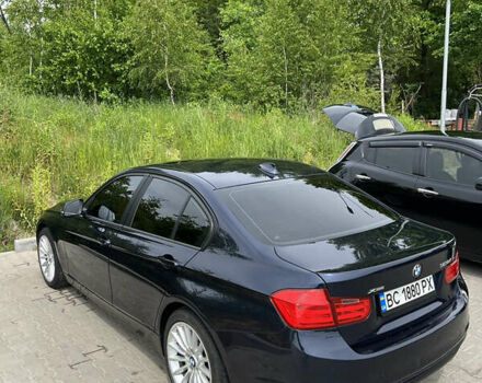 Синій БМВ 3 Серія, об'ємом двигуна 2 л та пробігом 247 тис. км за 12000 $, фото 4 на Automoto.ua