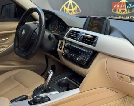 Синій БМВ 3 Серія, об'ємом двигуна 2 л та пробігом 213 тис. км за 18500 $, фото 14 на Automoto.ua