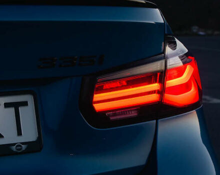 Синий БМВ 3 Серия, объемом двигателя 2.98 л и пробегом 140 тыс. км за 18500 $, фото 13 на Automoto.ua