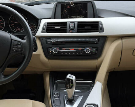 Синій БМВ 3 Серія, об'ємом двигуна 2 л та пробігом 192 тис. км за 13000 $, фото 14 на Automoto.ua