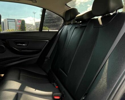 Синій БМВ 3 Серія, об'ємом двигуна 2 л та пробігом 233 тис. км за 274 $, фото 23 на Automoto.ua