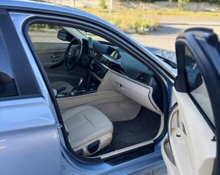 Синій БМВ 3 Серія, об'ємом двигуна 2 л та пробігом 220 тис. км за 13300 $, фото 2 на Automoto.ua