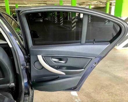 Синий БМВ 3 Серия, объемом двигателя 2 л и пробегом 195 тыс. км за 12300 $, фото 5 на Automoto.ua