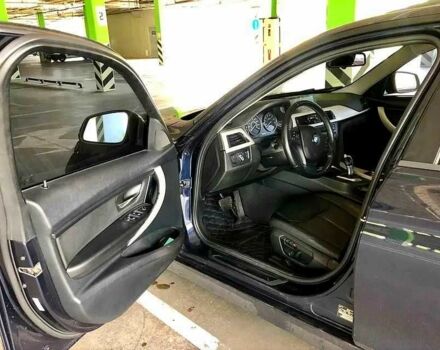 Синий БМВ 3 Серия, объемом двигателя 2 л и пробегом 195 тыс. км за 12300 $, фото 3 на Automoto.ua