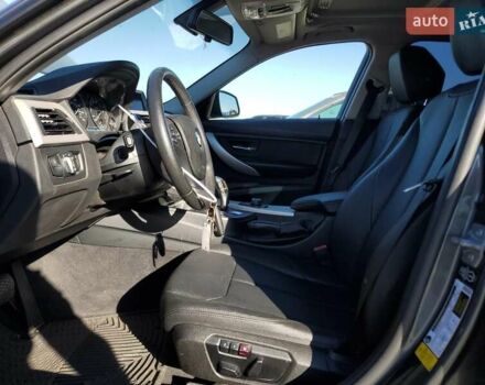 Синий БМВ 3 Серия, объемом двигателя 2 л и пробегом 76 тыс. км за 1900 $, фото 6 на Automoto.ua