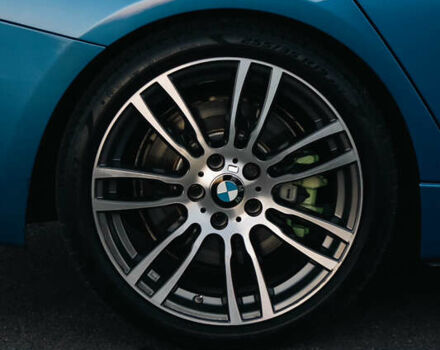 Синий БМВ 3 Серия, объемом двигателя 2.98 л и пробегом 140 тыс. км за 18500 $, фото 11 на Automoto.ua