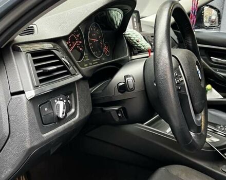 Синий БМВ 3 Серия, объемом двигателя 2.98 л и пробегом 166 тыс. км за 15500 $, фото 22 на Automoto.ua