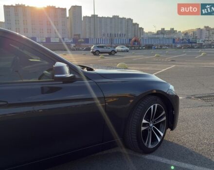 Синій БМВ 3 Серія, об'ємом двигуна 2 л та пробігом 143 тис. км за 15500 $, фото 4 на Automoto.ua