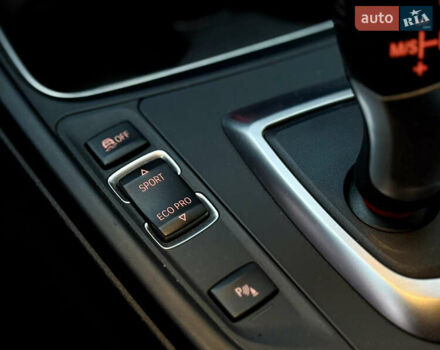 Синий БМВ 3 Серия, объемом двигателя 2.98 л и пробегом 135 тыс. км за 19500 $, фото 27 на Automoto.ua