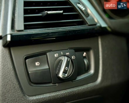 Синий БМВ 3 Серия, объемом двигателя 2.98 л и пробегом 135 тыс. км за 19500 $, фото 25 на Automoto.ua