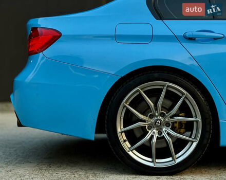 Синий БМВ 3 Серия, объемом двигателя 2.98 л и пробегом 135 тыс. км за 19500 $, фото 19 на Automoto.ua