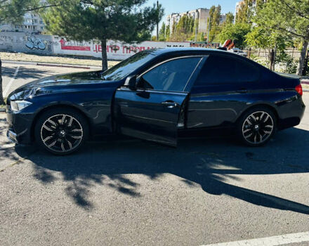 Синий БМВ 3 Серия, объемом двигателя 2 л и пробегом 136 тыс. км за 18000 $, фото 9 на Automoto.ua
