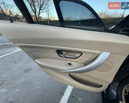 Синий БМВ 3 Серия, объемом двигателя 2 л и пробегом 148 тыс. км за 14000 $, фото 34 на Automoto.ua