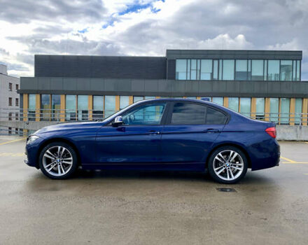 Синий БМВ 3 Серия, объемом двигателя 2 л и пробегом 46 тыс. км за 21000 $, фото 5 на Automoto.ua