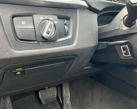 Синій БМВ 3 Серія, об'ємом двигуна 2 л та пробігом 114 тис. км за 17000 $, фото 9 на Automoto.ua