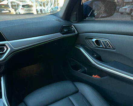 Синий БМВ 3 Серия, объемом двигателя 2 л и пробегом 80 тыс. км за 32500 $, фото 11 на Automoto.ua