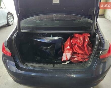 Синій БМВ 3 Серія, об'ємом двигуна 2 л та пробігом 69 тис. км за 25450 $, фото 10 на Automoto.ua