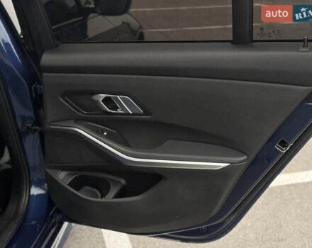 Синий БМВ 3 Серия, объемом двигателя 2 л и пробегом 32 тыс. км за 32000 $, фото 32 на Automoto.ua