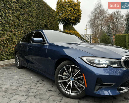 Синий БМВ 3 Серия, объемом двигателя 2 л и пробегом 22 тыс. км за 34900 $, фото 1 на Automoto.ua