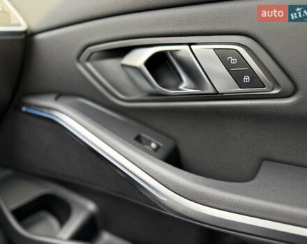 Синій БМВ 3 Серія, об'ємом двигуна 3 л та пробігом 22 тис. км за 49000 $, фото 21 на Automoto.ua