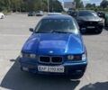 Синій БМВ 3 Серія, об'ємом двигуна 2 л та пробігом 250 тис. км за 1900 $, фото 4 на Automoto.ua