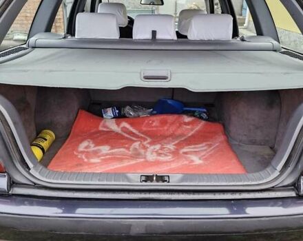 Синий БМВ 3 Серия, объемом двигателя 1.7 л и пробегом 377 тыс. км за 4000 $, фото 8 на Automoto.ua