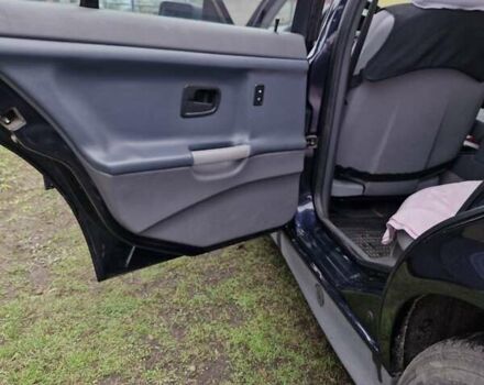 Синий БМВ 3 Серия, объемом двигателя 1.7 л и пробегом 377 тыс. км за 4000 $, фото 4 на Automoto.ua