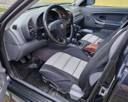 Синий БМВ 3 Серия, объемом двигателя 1.7 л и пробегом 377 тыс. км за 4000 $, фото 3 на Automoto.ua