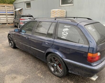 Синій БМВ 3 Серія, об'ємом двигуна 2.8 л та пробігом 430 тис. км за 3700 $, фото 3 на Automoto.ua