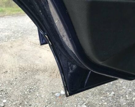 Синий БМВ 3 Серия, объемом двигателя 1.8 л и пробегом 380 тыс. км за 4000 $, фото 10 на Automoto.ua