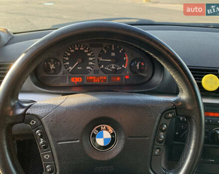 Синий БМВ 3 Серия, объемом двигателя 2 л и пробегом 319 тыс. км за 5700 $, фото 9 на Automoto.ua