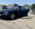 Синій БМВ 3 Серія, об'ємом двигуна 2 л та пробігом 300 тис. км за 2400 $, фото 2 на Automoto.ua