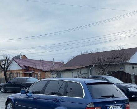 Синий БМВ 3 Серия, объемом двигателя 3 л и пробегом 305 тыс. км за 4900 $, фото 4 на Automoto.ua